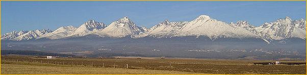 http://upload.wikimedia.org/wikipedia/commons/thumb/c/c8/Panorama_High_Tatras_from_Poprad.jpg/600px-Panorama_High_Tatras_from_Poprad.jpg