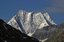 File:Lauteraarhorn.jpg